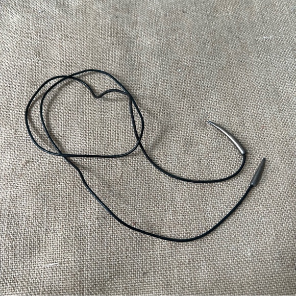 Leather wrap thin dainty bracelet choker necklace fang tooth accent - Picture 3 of 4